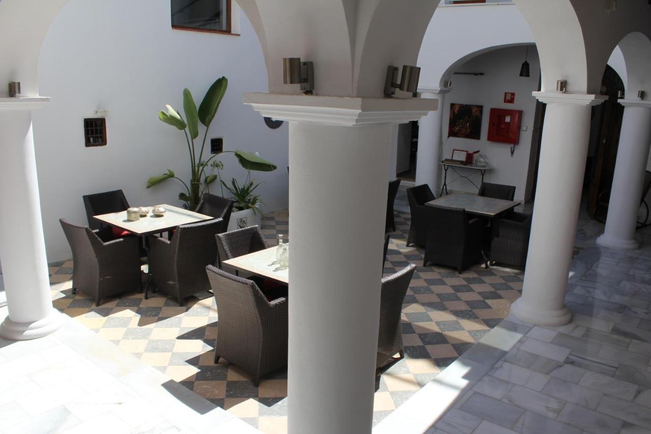 Hotel Palacio Blanco Велес-Малага Екстериор снимка